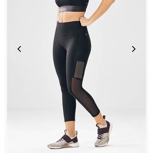 High Waisted Mesh 7/8 Leggings